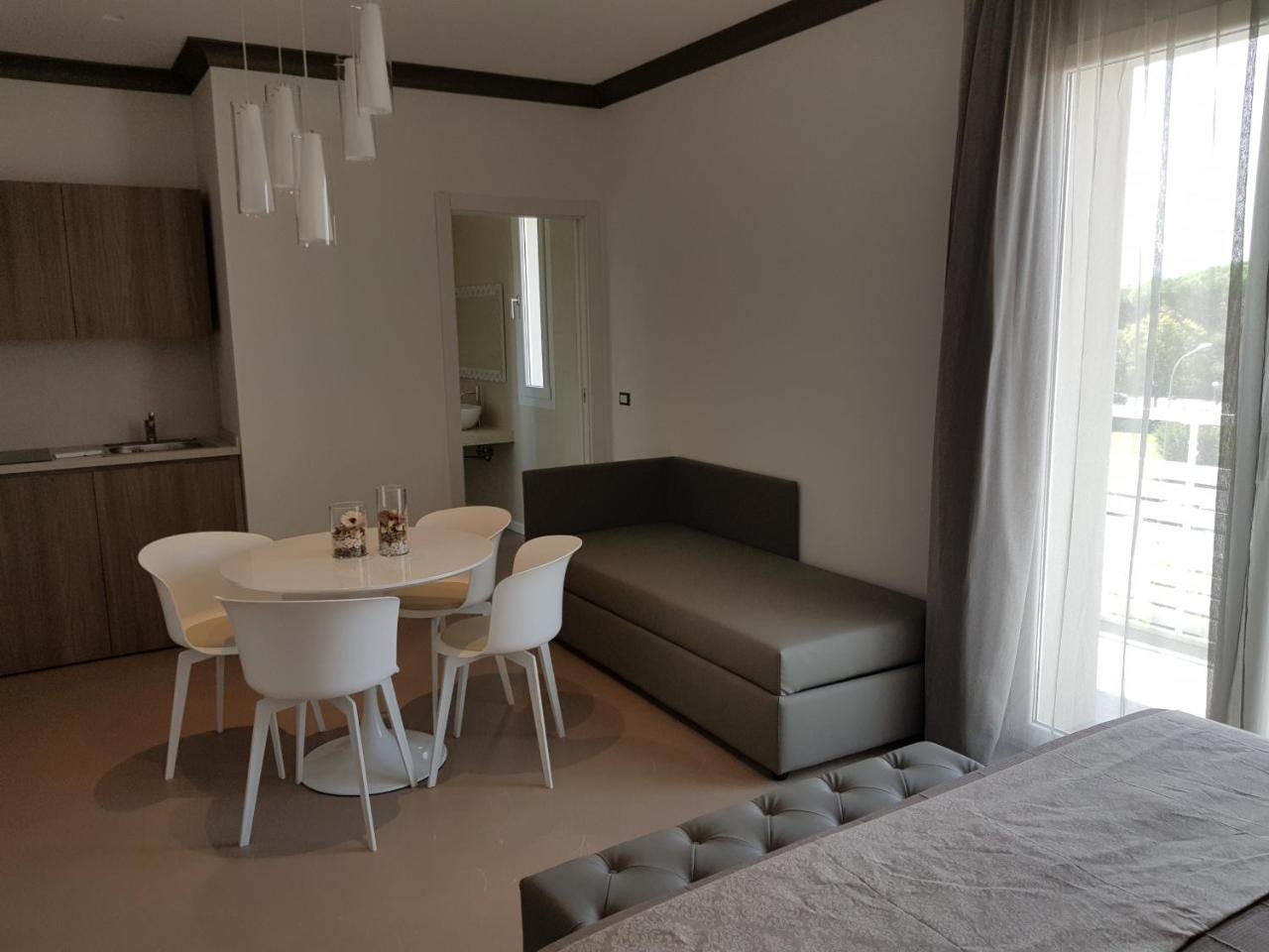 Venus Suites Червия Екстериор снимка