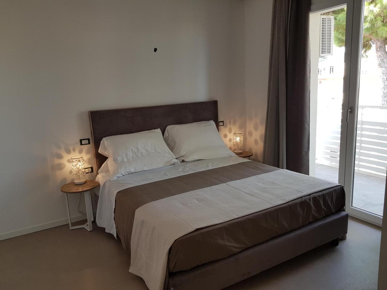 Venus Suites Червия Екстериор снимка