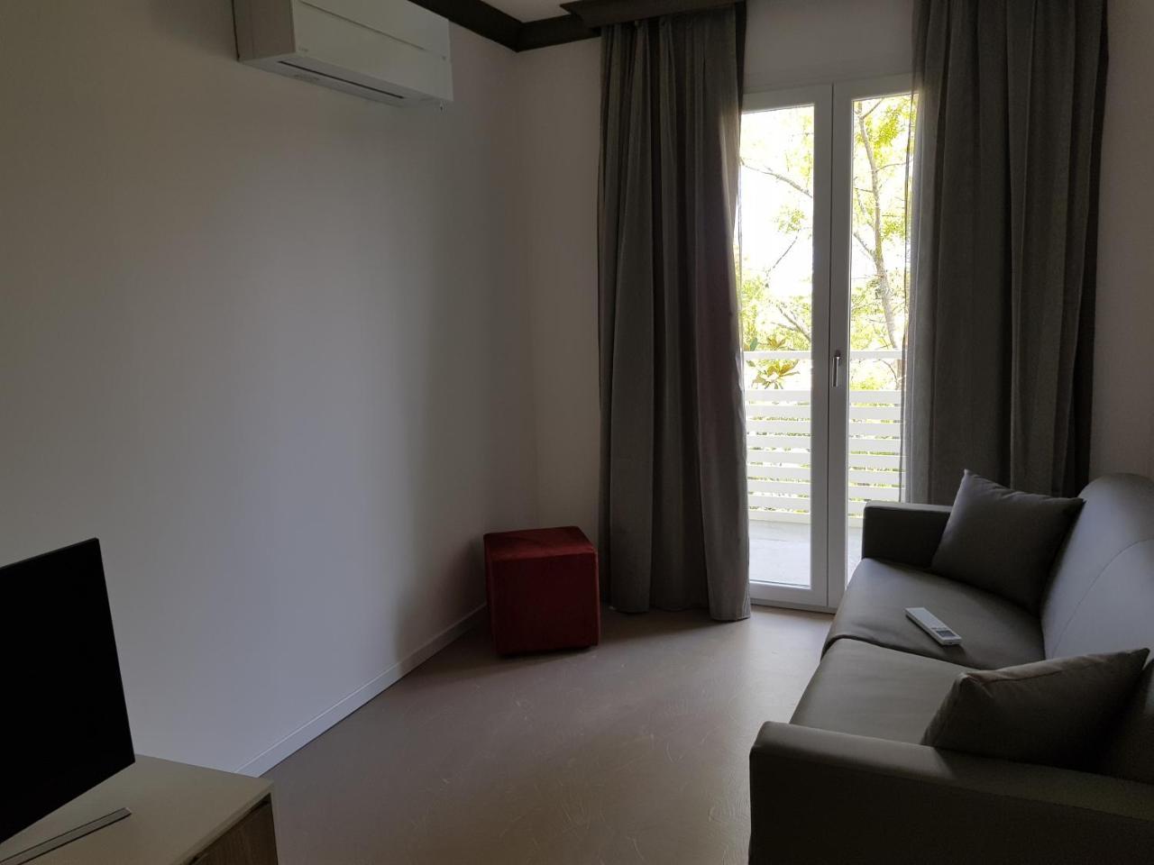 Venus Suites Червия Екстериор снимка
